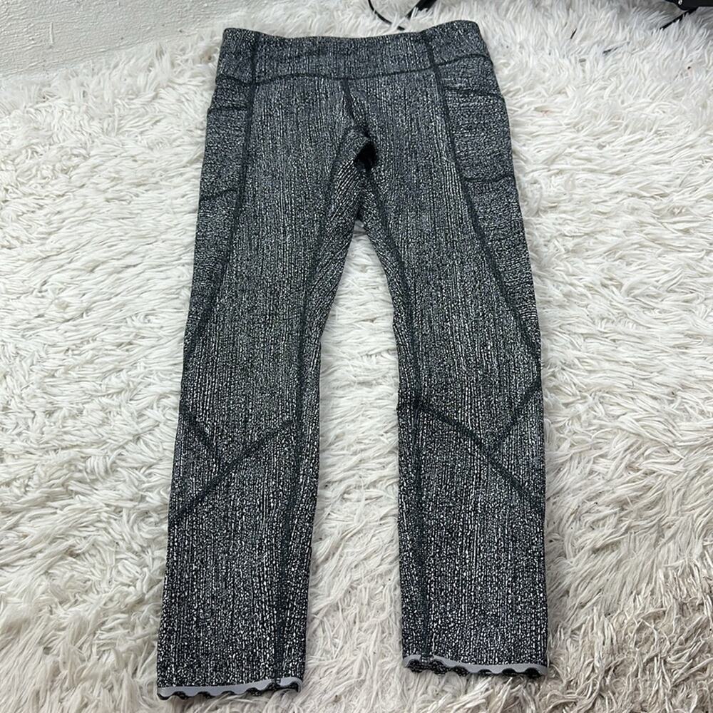 Lululemon Tight Stuff Tight II (25") Salt Alpine White Black